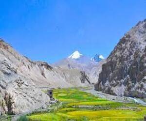 Trekking in Ladakh: Exploring the Stunning Markha Valley